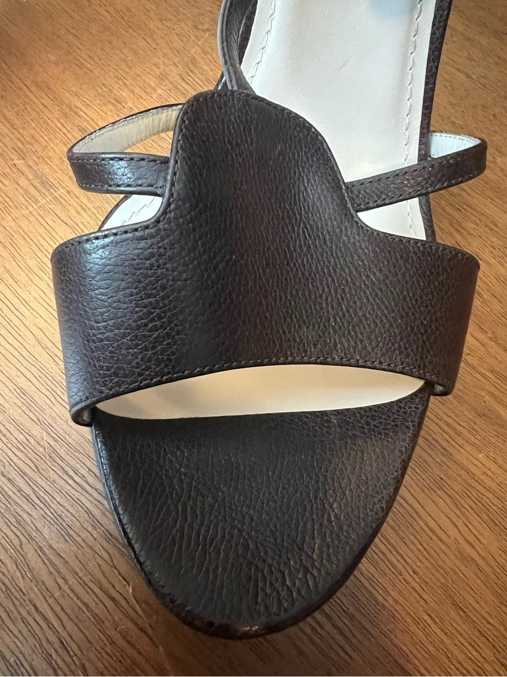 JIL SANDER Italy Brown Pebbled Leather Sandals Heel T Strap Y2K $378 Saks 5th